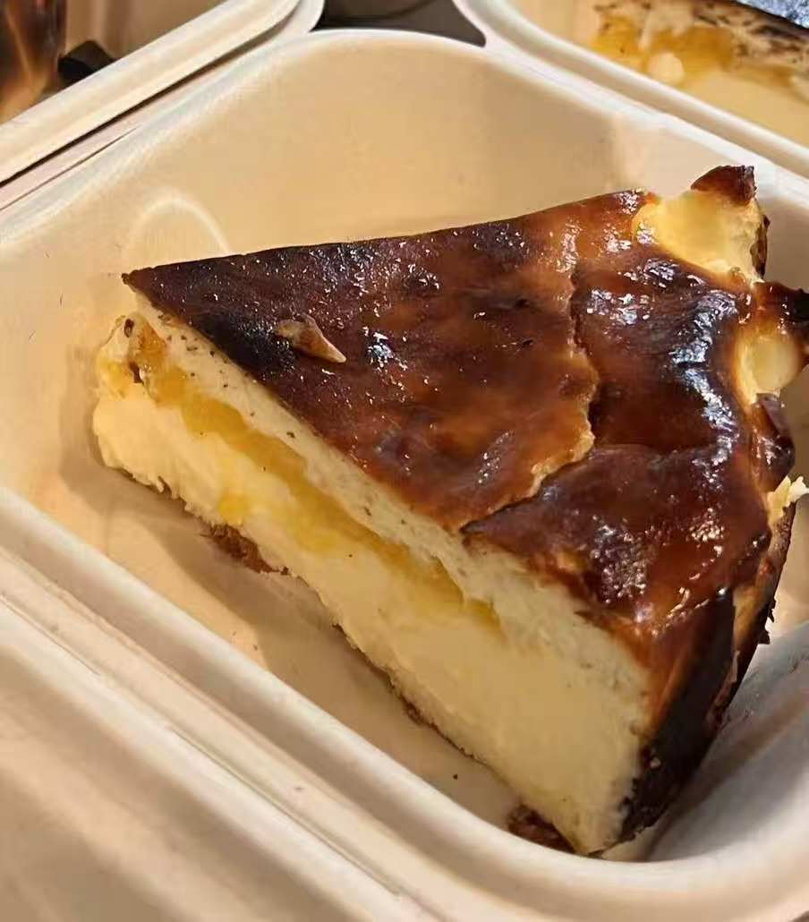 Original Slice Basque - popular dessert or drink